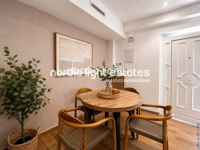 3 sovrum Semi-fristående Villa till salu i Algarrobo Costa, Algarrobo - 849 000 € (Ref: 10035757)