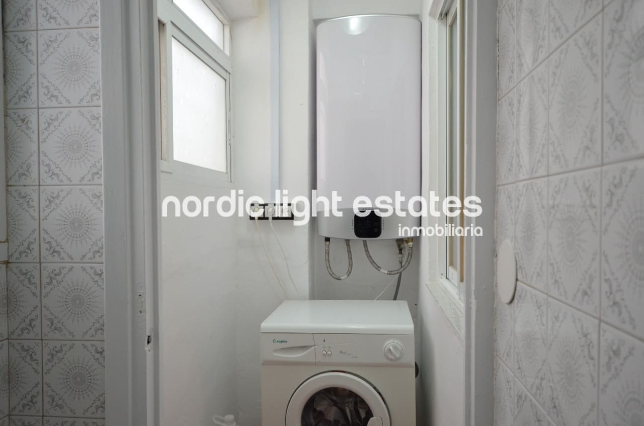 2 bedroom Apartment for rent in Nerja - € 850 (Ref: 10041779)