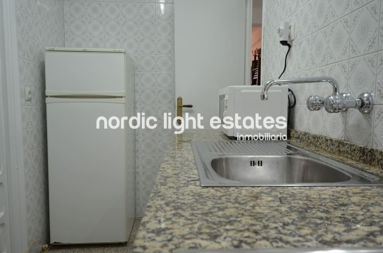 2 bedroom Apartment for rent in Nerja - € 850 (Ref: 10041779)