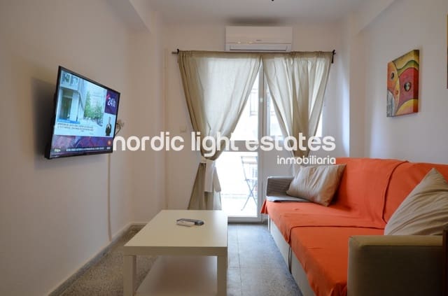 2 bedroom Apartment for rent in Centro, Nerja - € 850 (Ref: 10041779)
