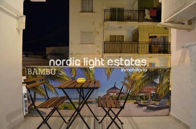 2 bedroom Apartment for rent in Centro, Nerja - € 850 (Ref: 10041779)