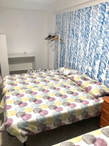 2 bedroom Apartment for rent in Centro, Nerja - € 850 (Ref: 10041779)