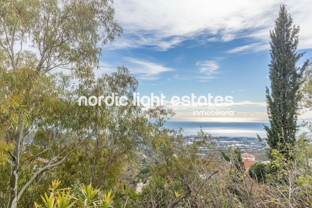 4 makuuhuone Maalaistalo myytävänä paikassa Algarrobo mukana uima-altaan 
autotalli - 495 000 € (Ref: 10052145)