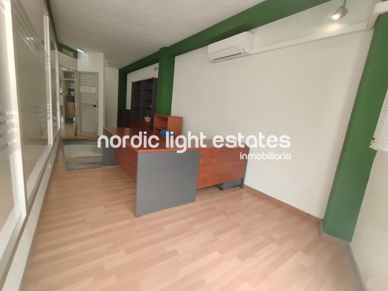 Comercial para arrendar em Nerja - 500 € (Ref: 10057291)