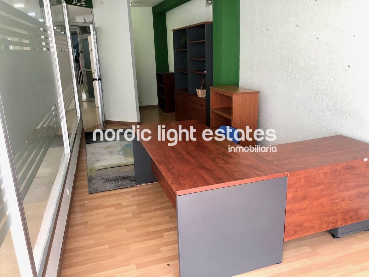 Comercial para arrendar em Nerja - 500 € (Ref: 10057291)