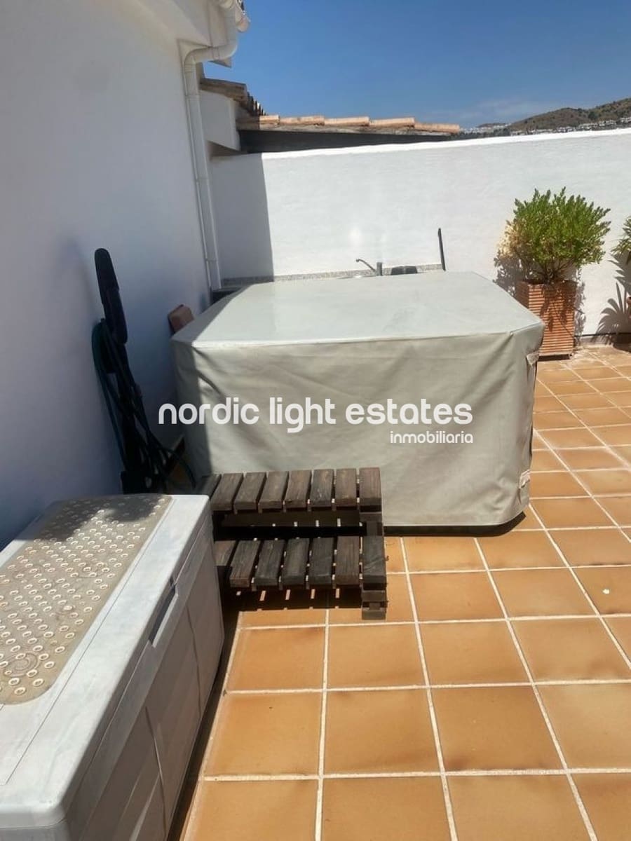 3 quarto Penthouse para venda em Mijas com piscina garagem - 550 000 € (Ref: 10062698)