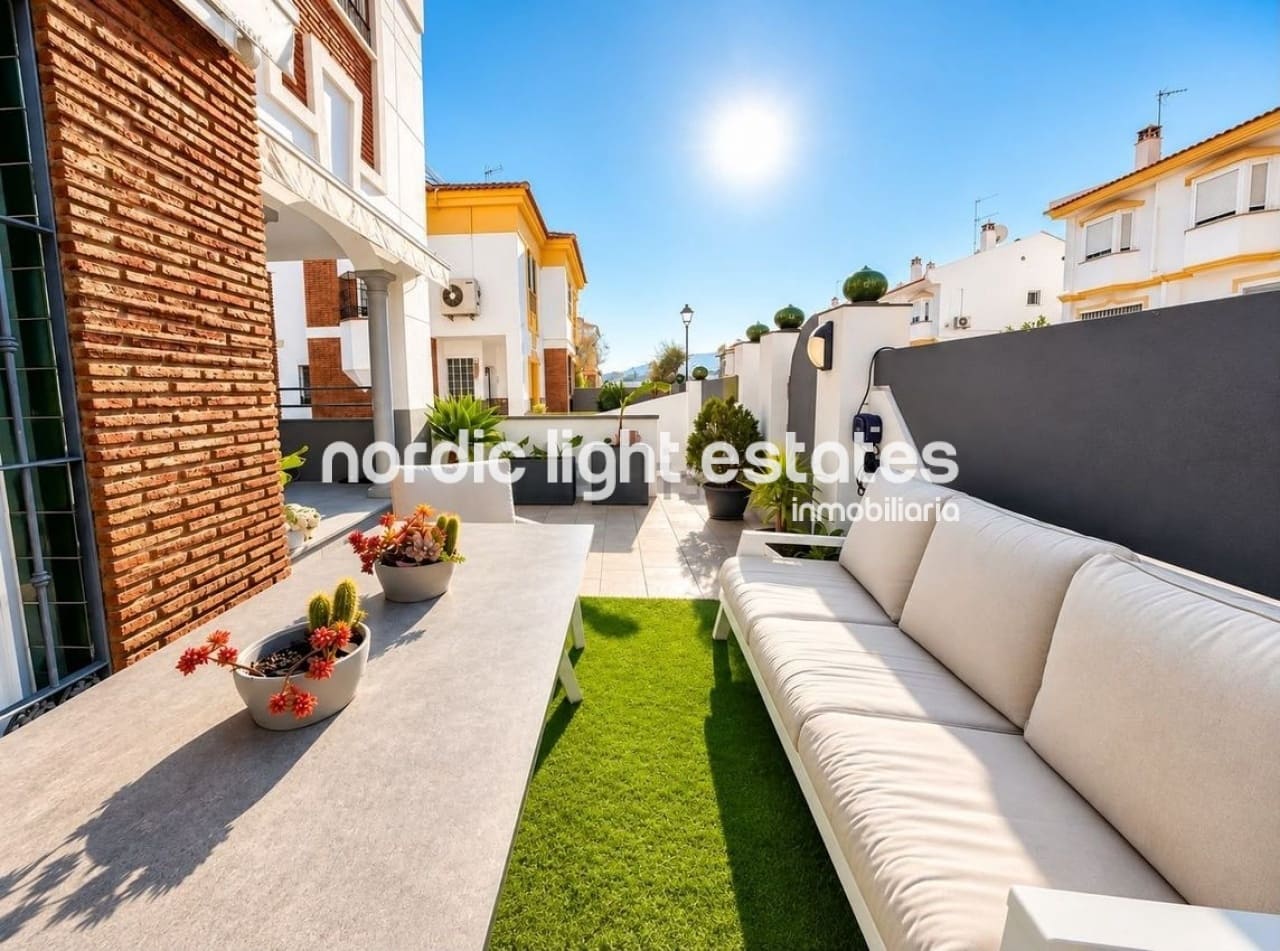 5 makuuhuone Huvila myytävänä paikassa Alhaurin de la Torre mukana uima-altaan 
autotalli - 620 000 € (Ref: 10073108)