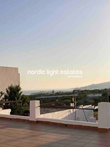 2 chambre Villa/Maison Semi-Mitoyenne à vendre à Nerja avec piscine - 299 999 € (Ref: 10073310)