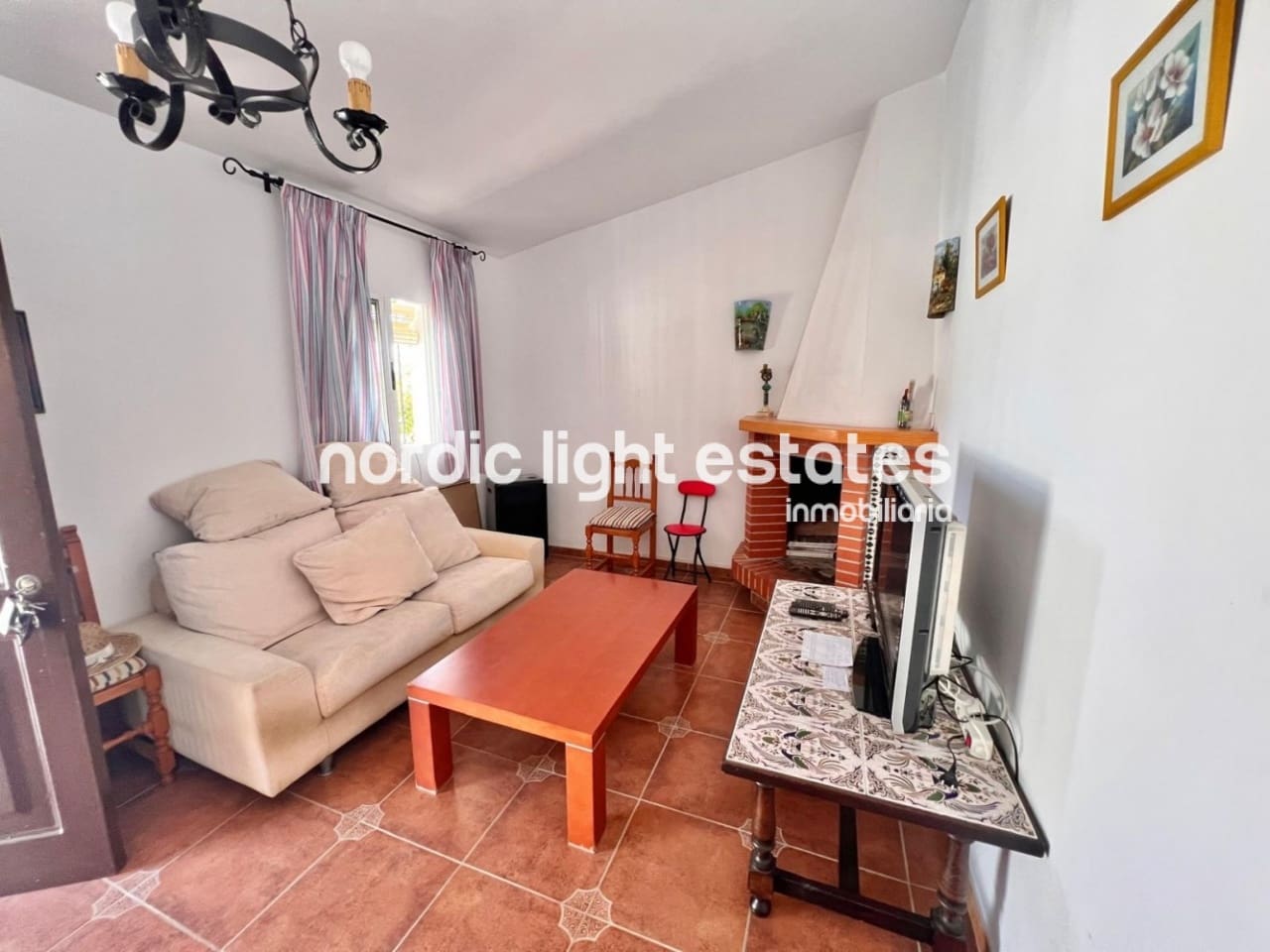 2 bedroom Finca/Country House for sale in Torrox with garage - € 318,000 (Ref: 10079111)