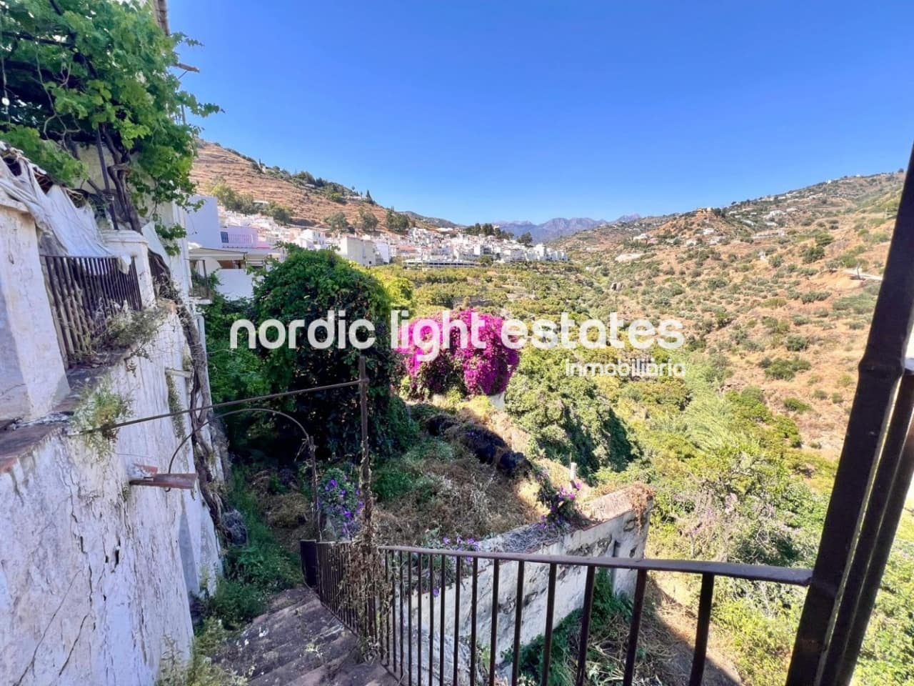6 Zimmer Doppelhaus zu verkaufen in Torrox - 189.900 € (Ref: 10082146)