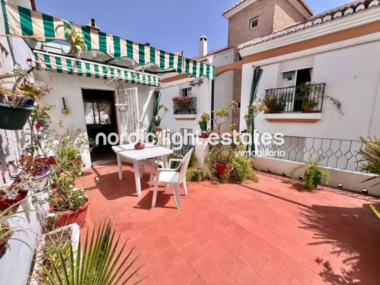 4 sypialnia Dom blizniak na sprzedaż w Torrox - 370 000 € (Ref: 10082147)