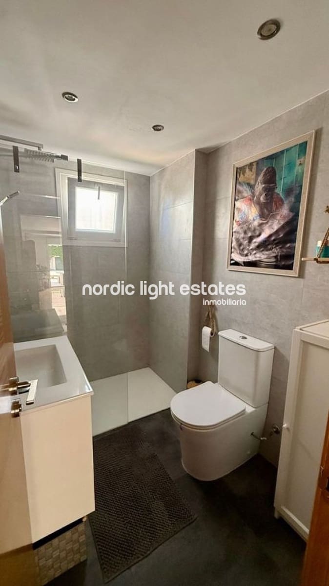 2 sypialnia Mieszkanie na sprzedaż w El Paraiso z basenem - 445 000 € (Ref: 10091393)