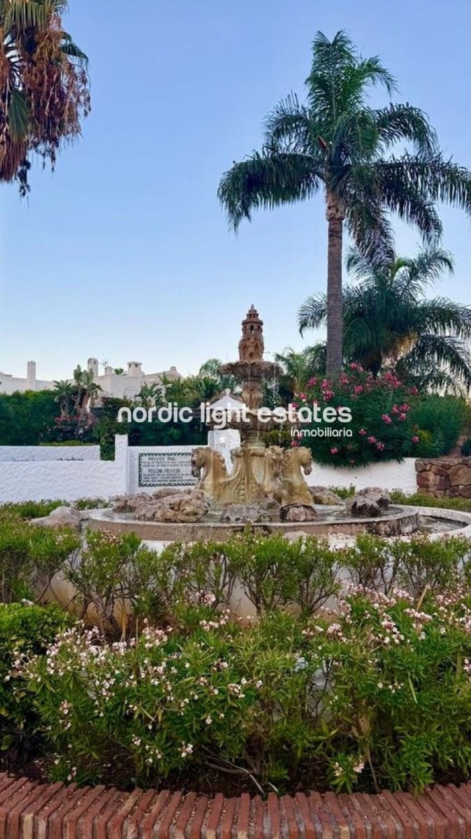 2 sypialnia Mieszkanie na sprzedaż w El Paraiso z basenem - 445 000 € (Ref: 10091393)