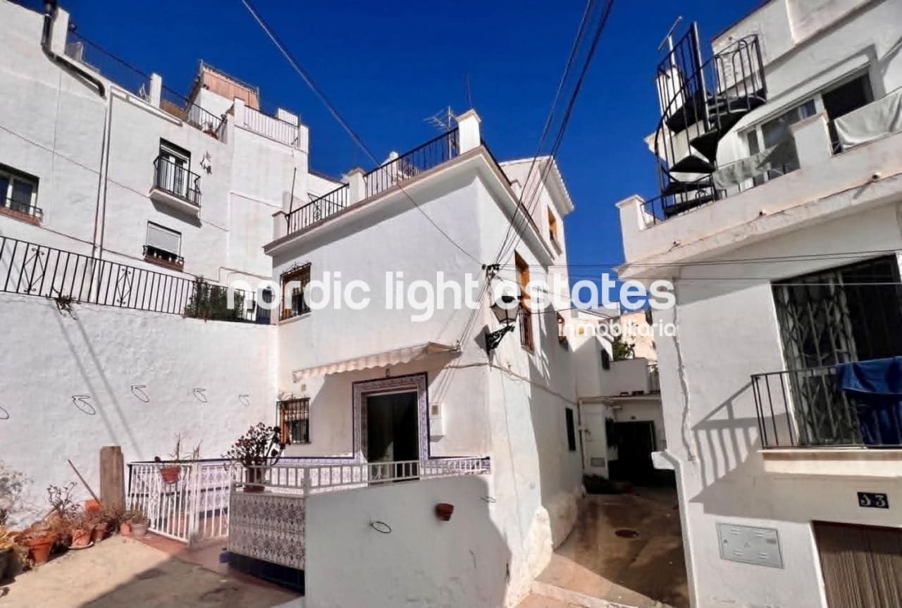 4 Zimmer Doppelhaus zu verkaufen in Torrox - 169.000 € (Ref: 10091625)