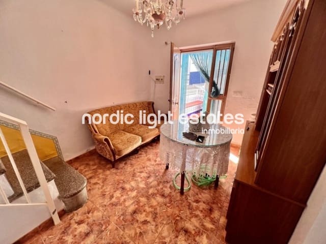 4 Zimmer Doppelhaus zu verkaufen in Torrox - 169.000 € (Ref: 10091625)