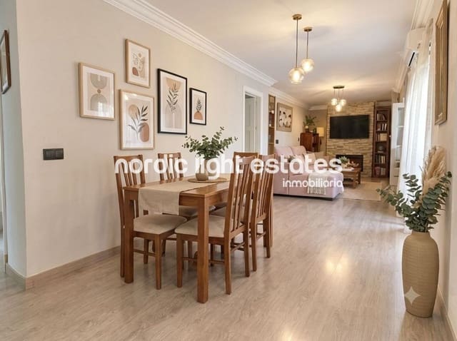 4 sovrum Villa till salu i Puerto de la Torre, Málaga stad med pool garage - 580 000 € (Ref: 10098892)