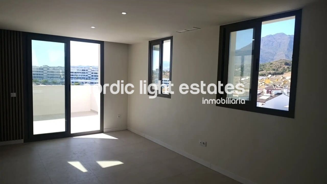 2 camera da letto Attico in vendita in Estepona con piscina garage - 470.000 € (Rif: 10117427)