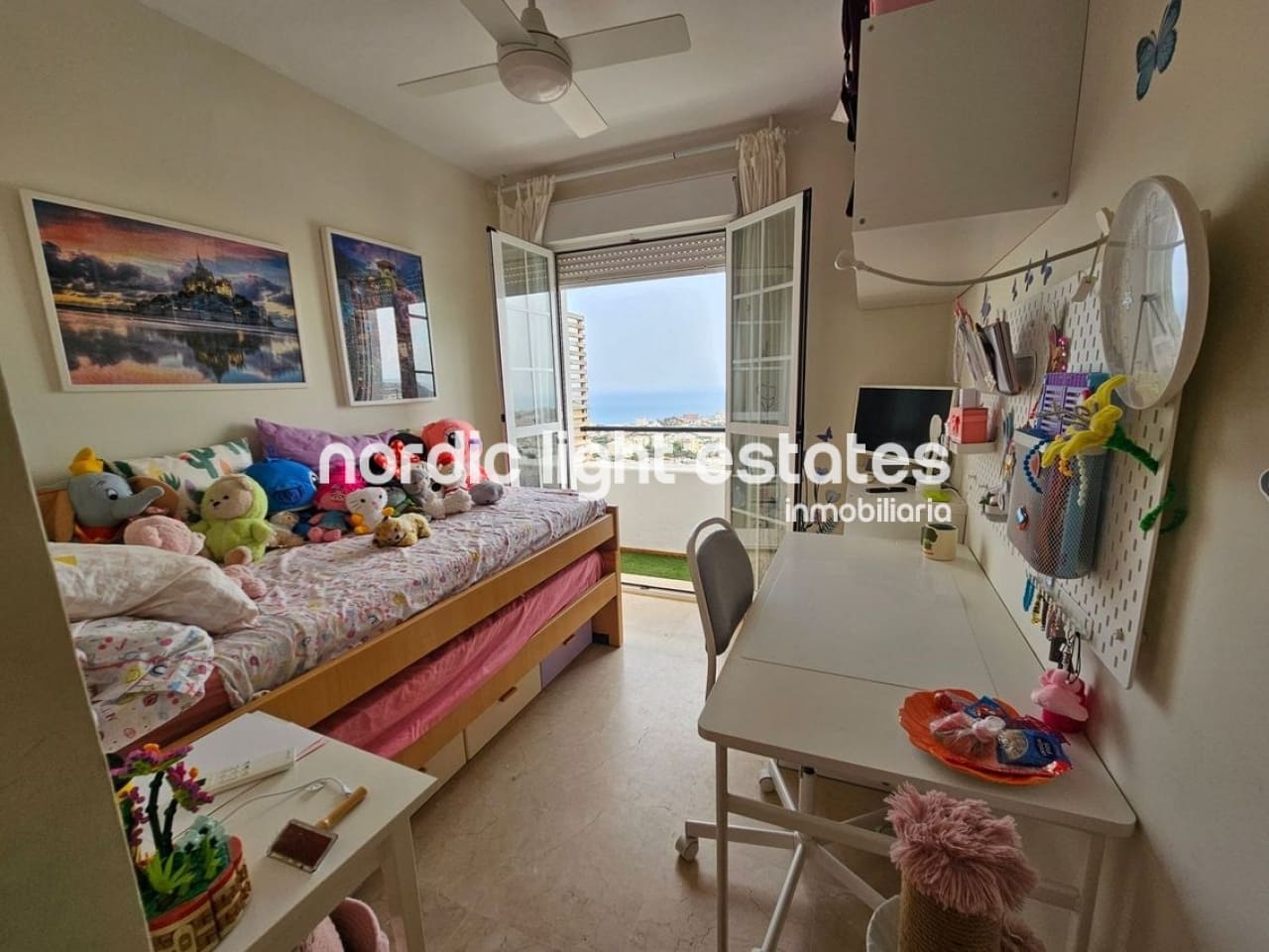 3 makuuhuone Paritalo myytävänä paikassa Benalmadena Costa mukana uima-altaan 
autotalli - 437 000 € (Ref: 10124885)