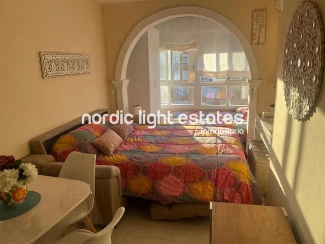 Studio til salgs i Torrox-Costa, Torrox med svømmebasseng - € 185 000 (Ref: 10134963)