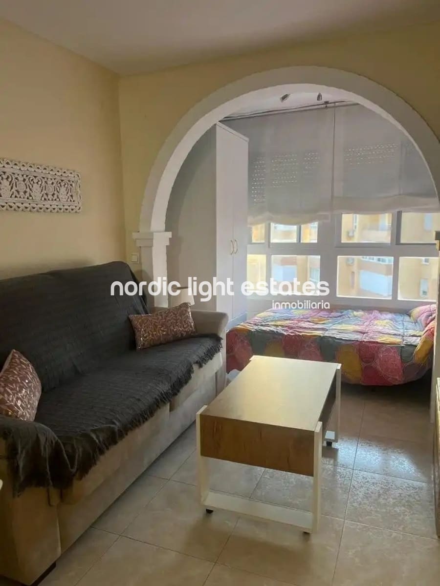 Studio til salgs i Torrox-Costa med svømmebasseng - € 185 000 (Ref: 10134963)