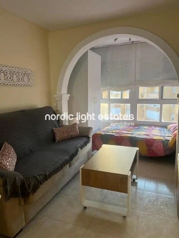 Studio til salgs i Torrox-Costa, Torrox med svømmebasseng - € 185 000 (Ref: 10134963)