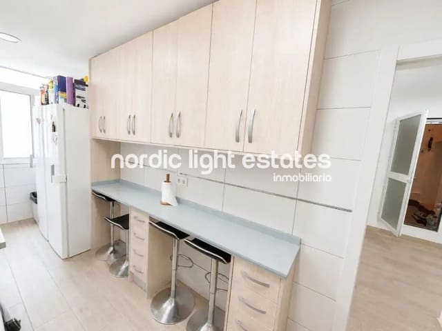 4 soverom Leilighet til salgs i Málaga by med garasje - € 430 000 (Ref: 10136620)
