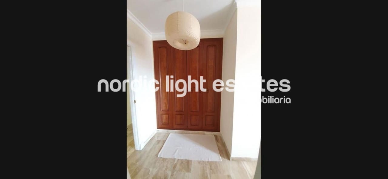 4 slaapkamer Flat te koop in Malaga stad met zwembad garage - € 760.000 (Ref: 10140232)