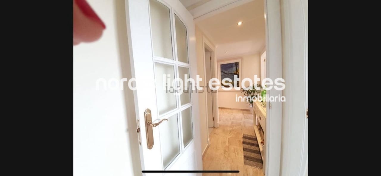 4 slaapkamer Flat te koop in Malaga stad met zwembad garage - € 760.000 (Ref: 10140232)