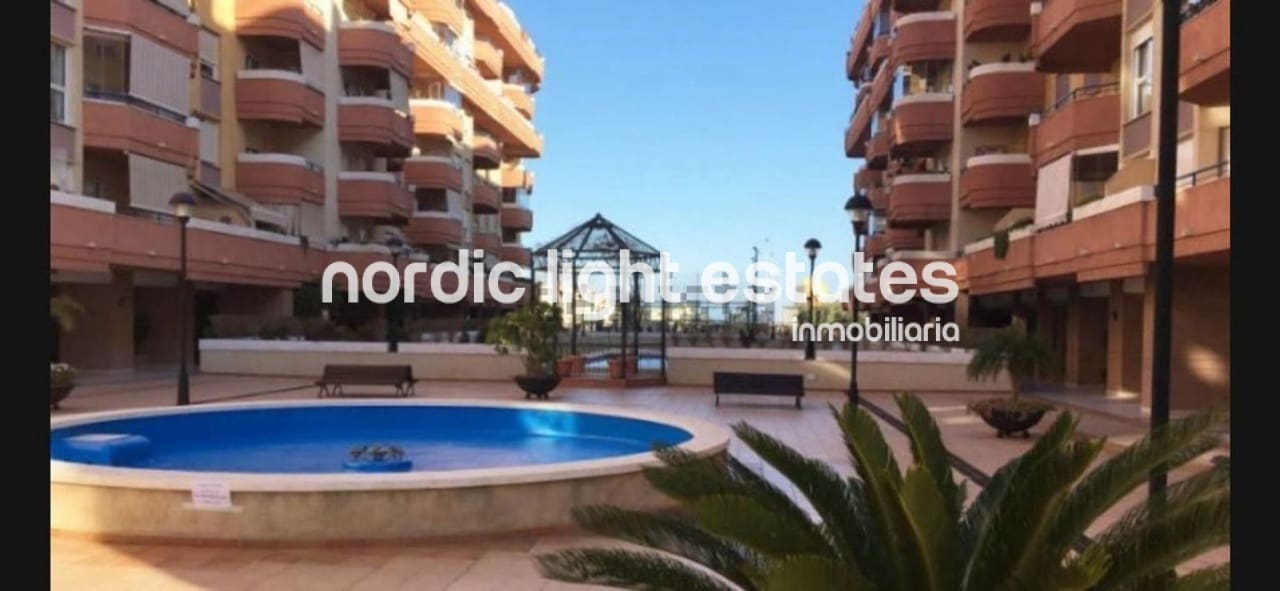 4 slaapkamer Flat te koop in Malaga stad met zwembad garage - € 760.000 (Ref: 10140232)