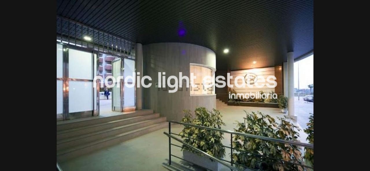 4 slaapkamer Flat te koop in Malaga stad met zwembad garage - € 760.000 (Ref: 10140232)