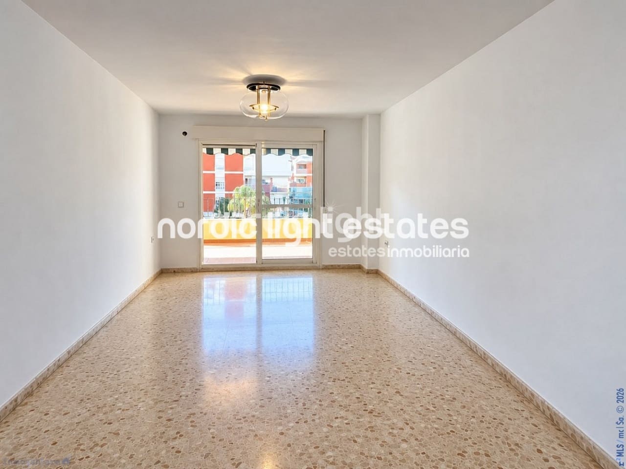 3 soverom Leilighet til salgs i Algarrobo Costa med svømmebasseng - € 345 000 (Ref: 10147487)