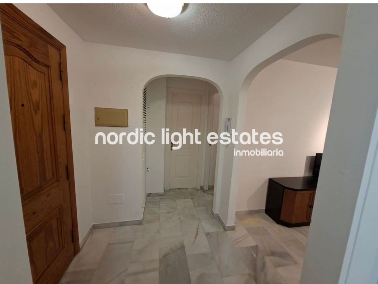 1 chambre Appartement à vendre à Arroyo de la Miel avec piscine garage - 270 000 € (Ref: 10154021)