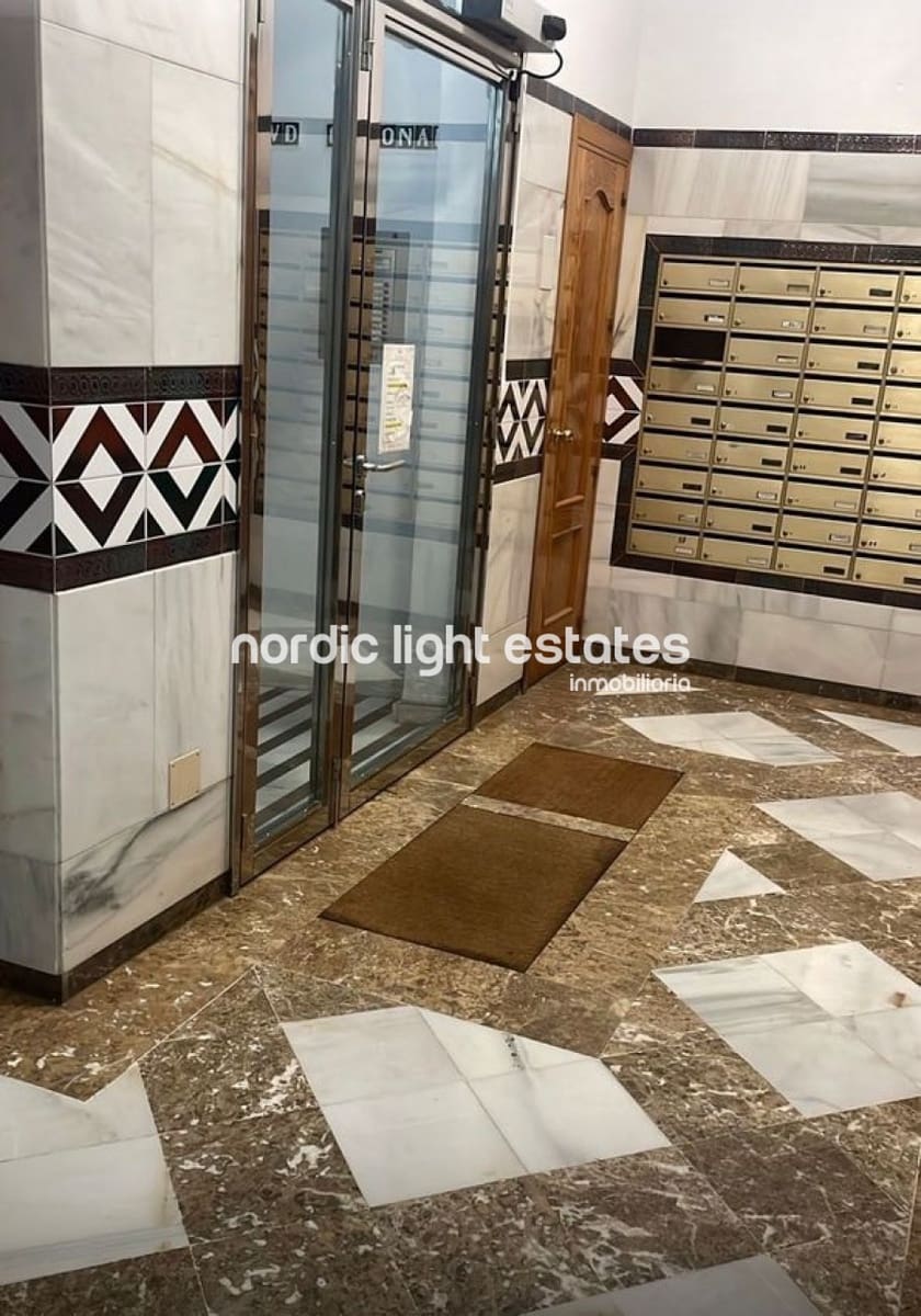 1 chambre Appartement à vendre à Arroyo de la Miel avec piscine garage - 270 000 € (Ref: 10154021)