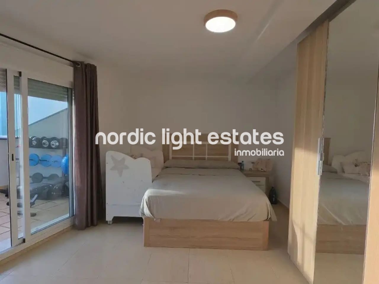 4 sypialnia Dom blizniak na sprzedaż w Cartama z garażem - 349 999 € (Ref: 10154022)