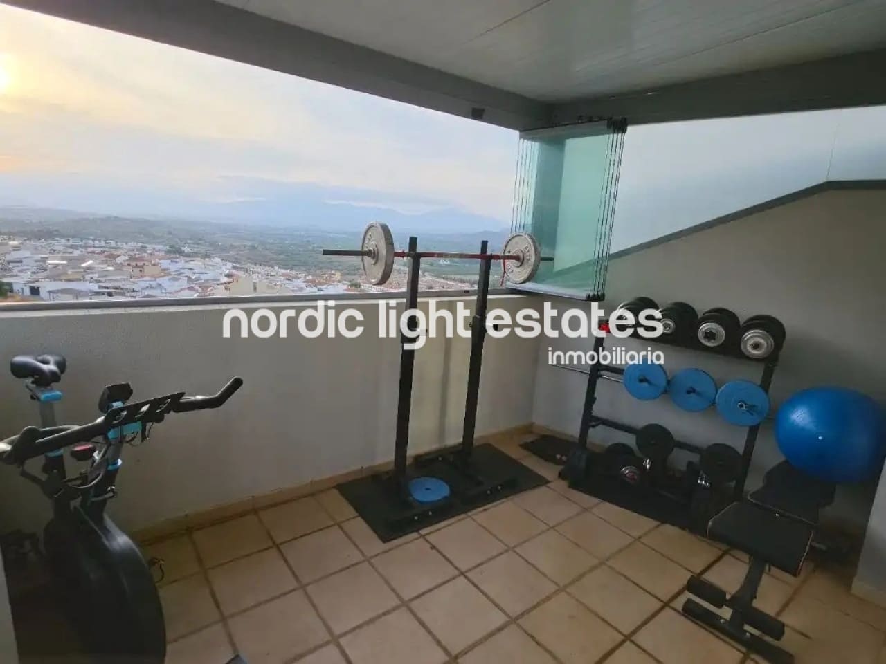 4 sypialnia Dom blizniak na sprzedaż w Cartama z garażem - 349 999 € (Ref: 10154022)