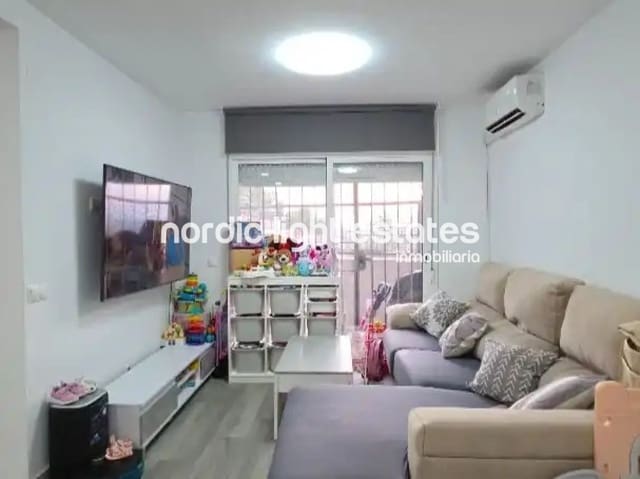 4 sypialnia Dom blizniak na sprzedaż w Cártama z garażem - 349 999 € (Ref: 10154022)