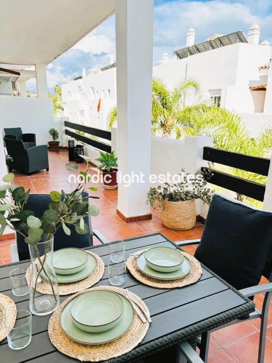 2 slaapkamer Flat te koop in Estepona met zwembad garage - € 297.000 (Ref: 10156123)