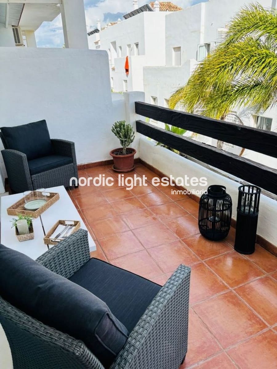 2 slaapkamer Flat te koop in Estepona met zwembad garage - € 297.000 (Ref: 10156123)