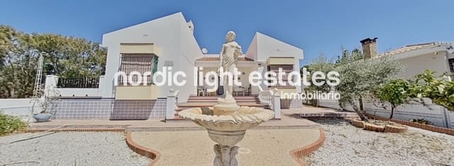 3 slaapkamer Villa te koop in Chilches, Vélez-Málaga met garage - € 985.000 (Ref: 10158390)