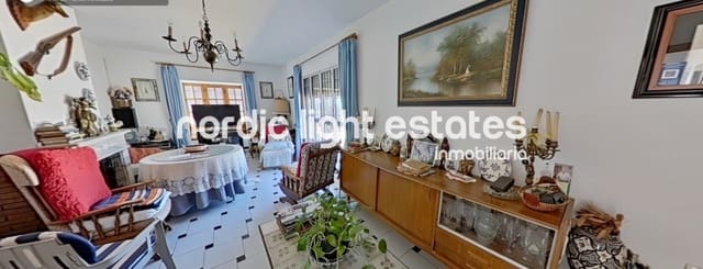 3 slaapkamer Villa te koop in Chilches, Vélez-Málaga met garage - € 985.000 (Ref: 10158390)