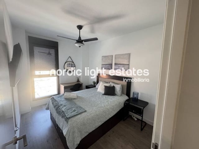 3 chambre Appartement à vendre à Torre del Mar, Vélez-Málaga avec piscine garage - 595 000 € (Ref: 10160441)