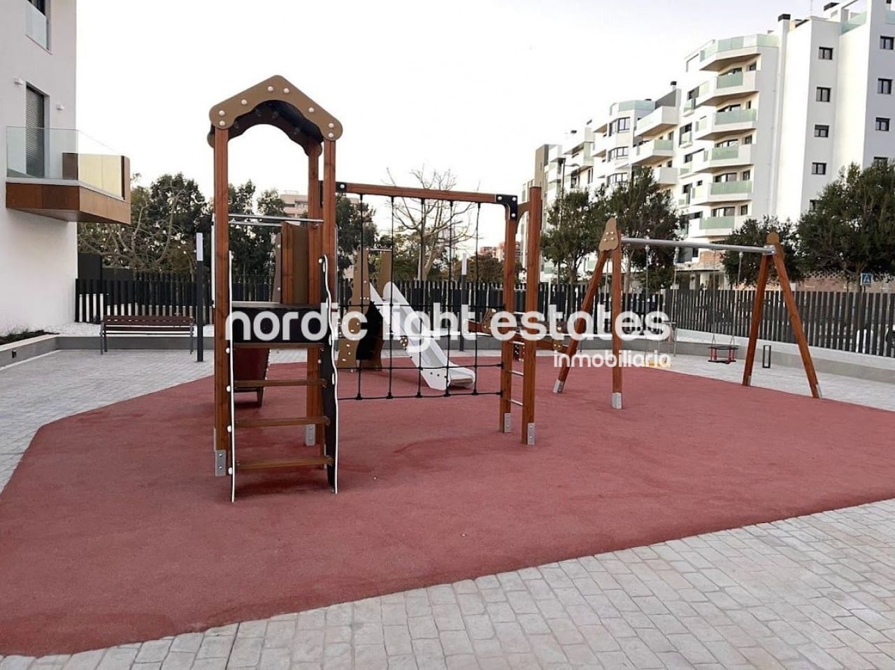 3 chambre Appartement à vendre à Torre del Mar avec piscine garage - 595 000 € (Ref: 10160441)