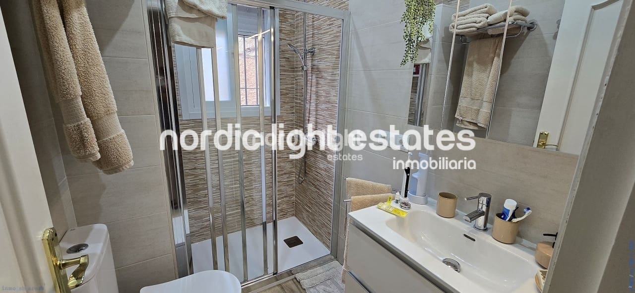 3 bedroom Villa for sale in Mezquitilla with pool garage - € 820,000 (Ref: 10163458)