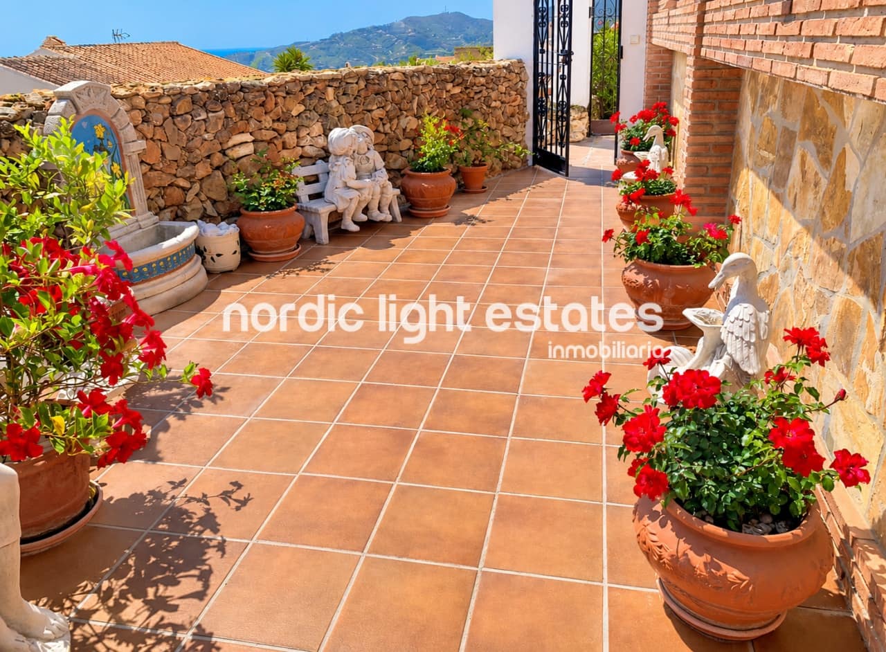 2 soverom Leilighet til salgs i Nerja med svømmebasseng - € 435 000 (Ref: 10163459)