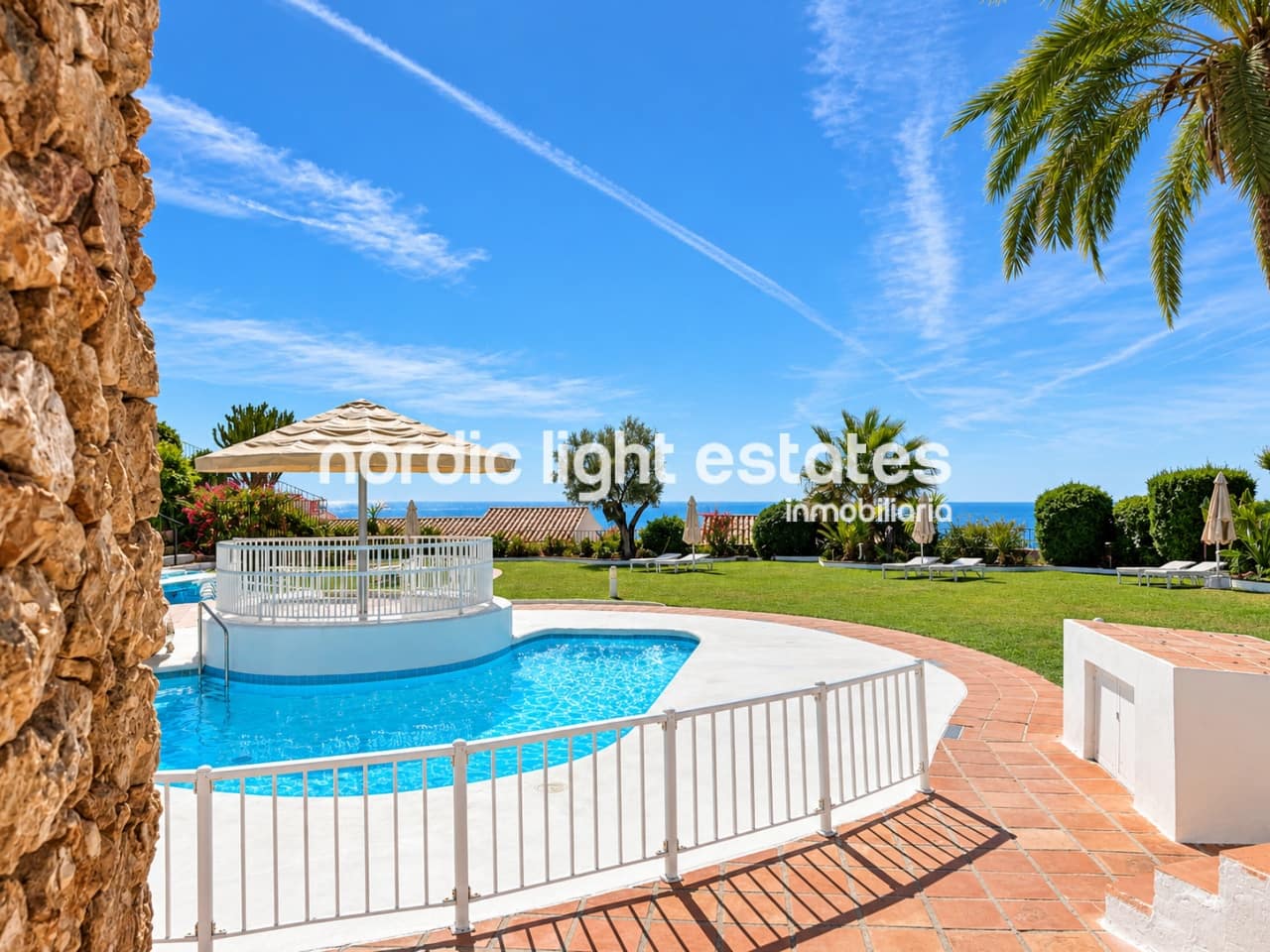 2 soverom Leilighet til salgs i Nerja med svømmebasseng - € 435 000 (Ref: 10163459)