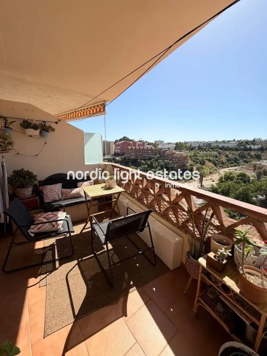 2 soverom Leilighet til salgs i Benalmadena Costa med svømmebasseng garasje - € 390 000 (Ref: 10165507)