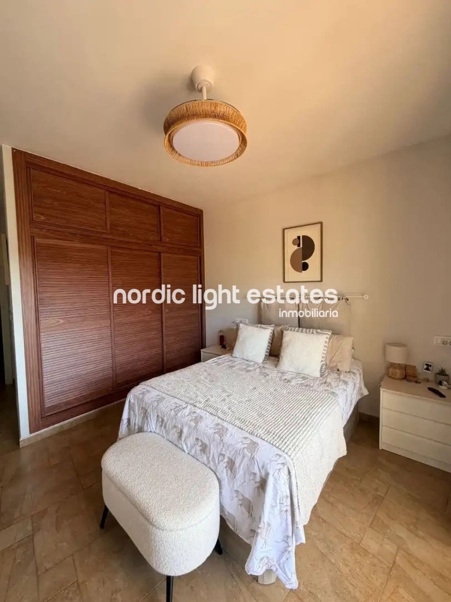 2 soverom Leilighet til salgs i Benalmadena Costa med svømmebasseng garasje - € 390 000 (Ref: 10165507)
