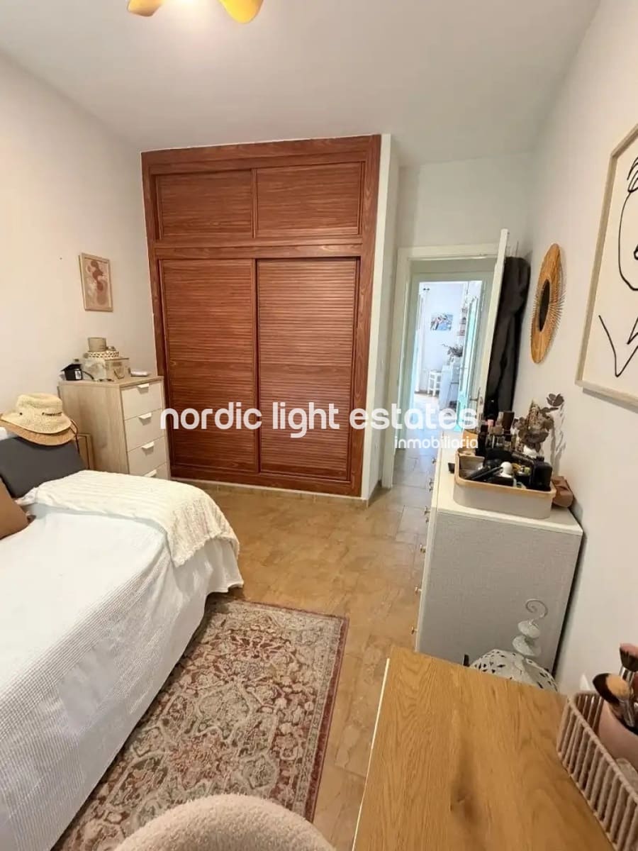 2 soverom Leilighet til salgs i Benalmadena Costa med svømmebasseng garasje - € 390 000 (Ref: 10165507)