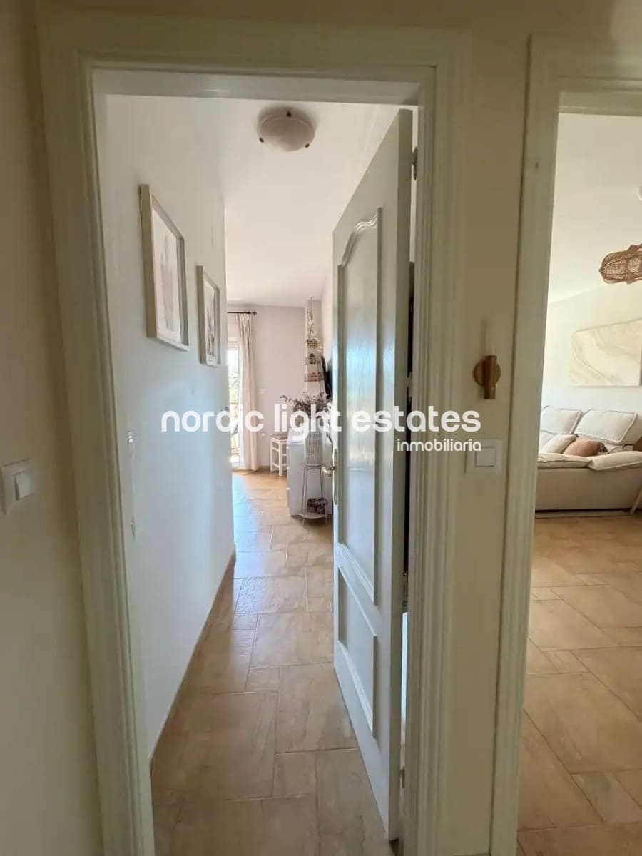 2 soverom Leilighet til salgs i Benalmadena Costa med svømmebasseng garasje - € 390 000 (Ref: 10165507)