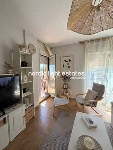 2 soverom Leilighet til salgs i Benalmadena Costa, Benalmádena med svømmebasseng garasje - € 390 000 (Ref: 10165507)
